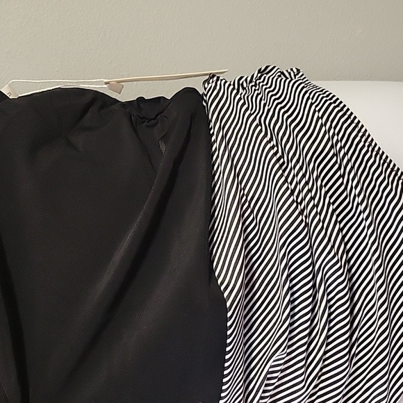 NWT Beachsissi one piece halter top w/ removable cups black tip striped swimsuit - Picture 2 of 8